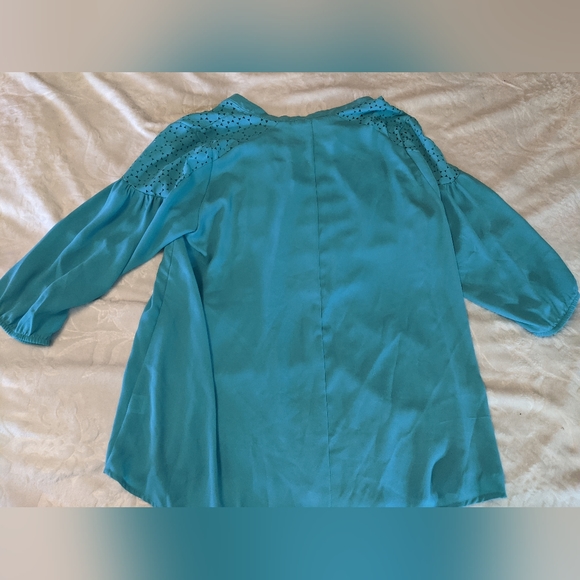 Blue blouse - Picture 3 of 5